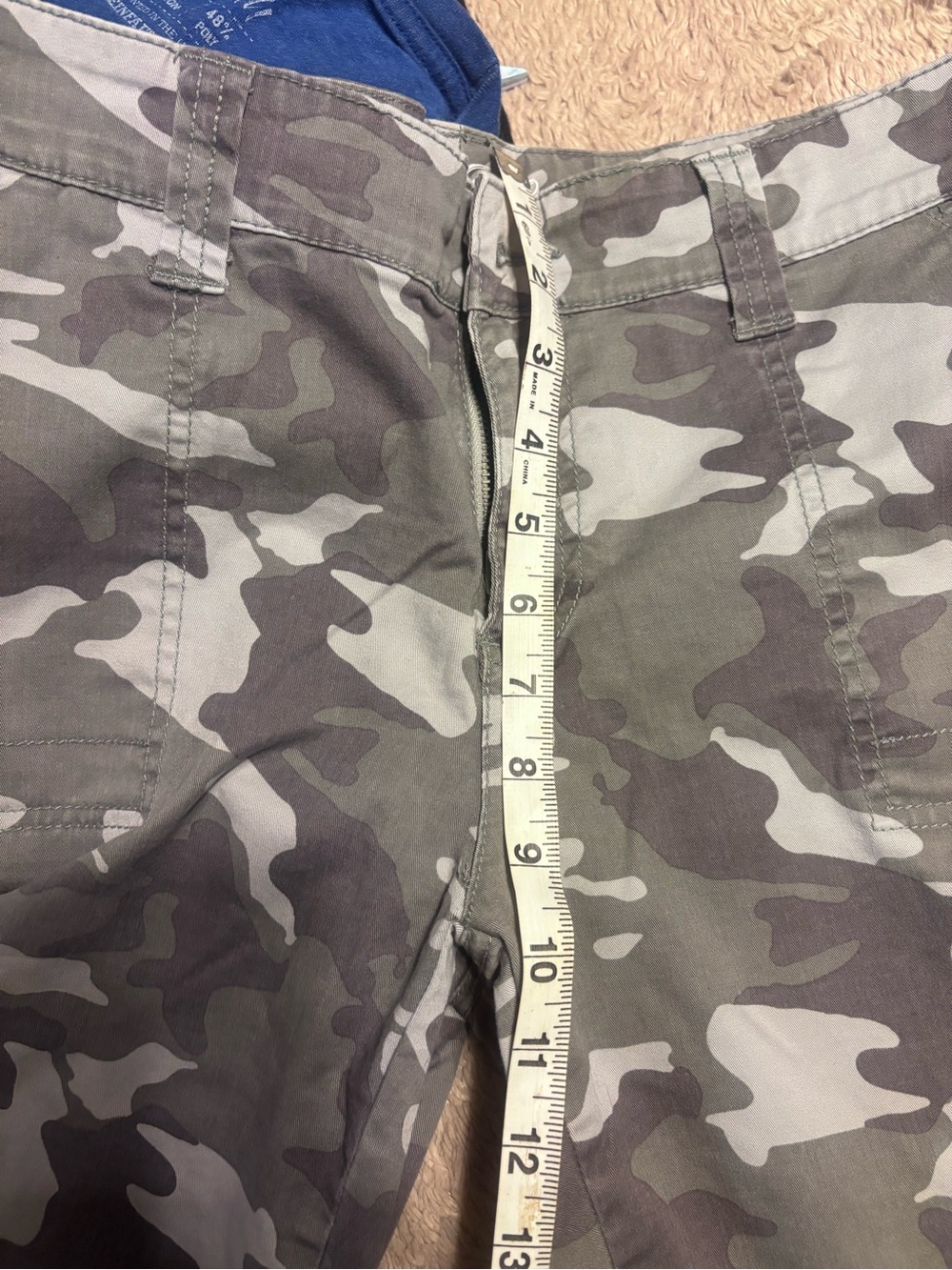 Faded Glory womans green Camo Cargo Pants - Picture 6 of 6